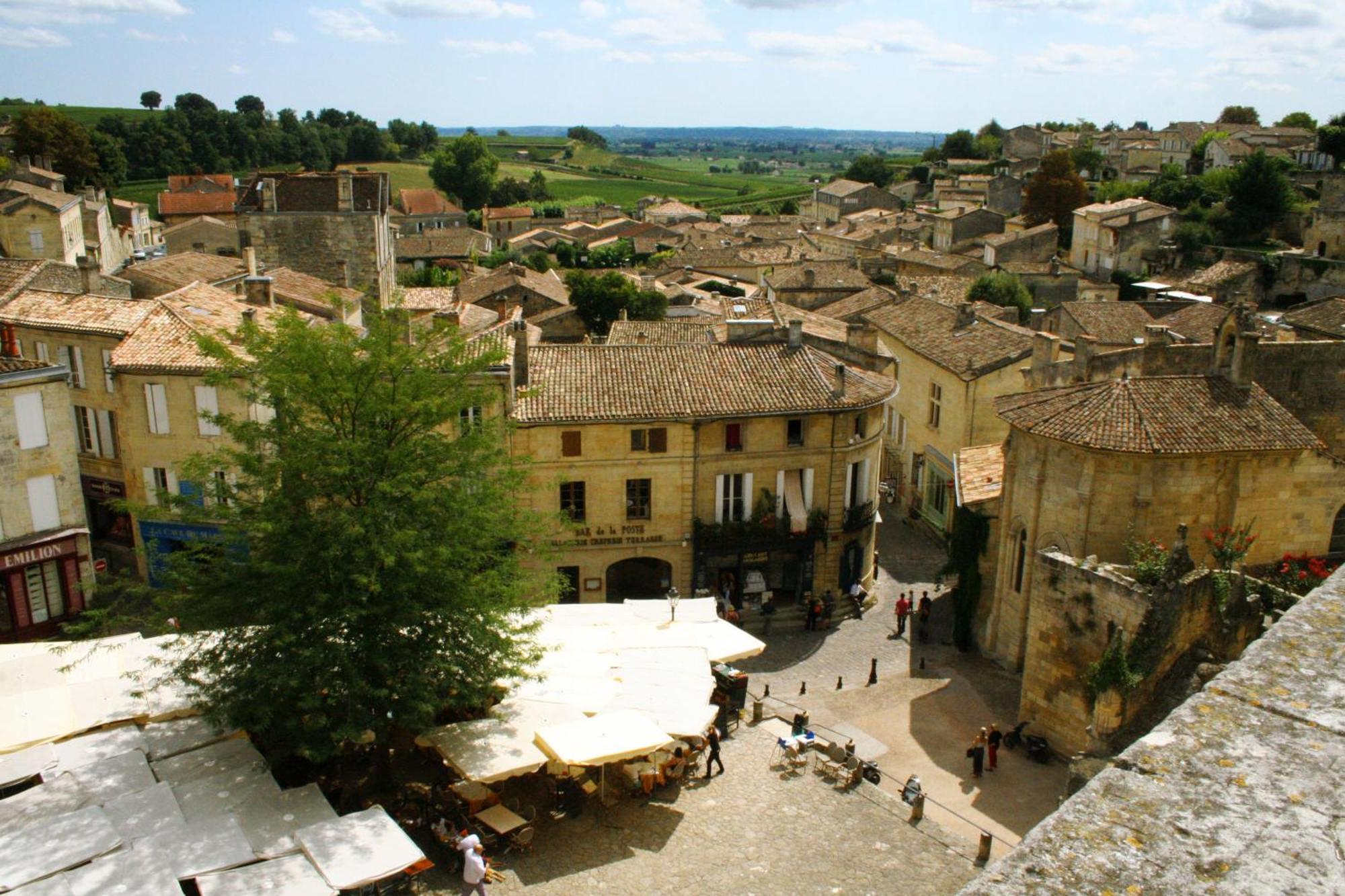 Bleu Raisin Bed & Breakfast Les Salles-de-Castillon Luaran gambar